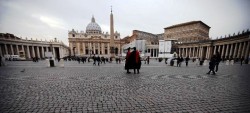 Piazza San Pietro quasi vuota