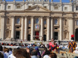 La cerimonia di beatificazione di Paolo VI in piazza S. Pietro 