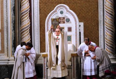 Papa Francesco prende possesso della cattedrale romana di San Giovanni in Laterano: “La pazienza di Dio non ha limiti”