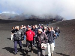 I giornalisti partecipanti al Master in escursione sull'Etna