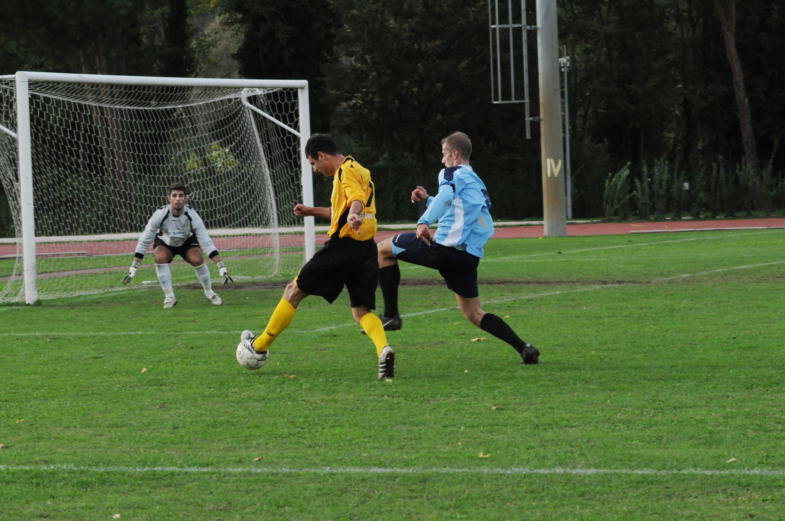 A Roma un torneo di calcio a 11 tra forze armate, seminaristi e sacerdoti