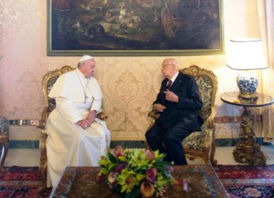 Il Papa al Quirinale – 1 / Francesco e Giorgio d’accordo sulle necessità del dialogo