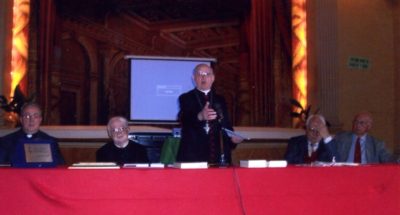 Acireale/ Al convegno degli ex alunni del San Michele mons. Malandrino ha ricordato i due Papi canonizzati
