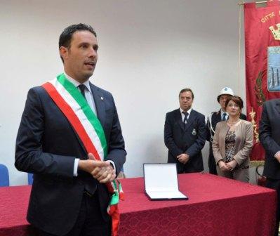 Acireale / Il nuovo sindaco Roberto Barbagallo presenta la sua Giunta
