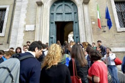 Scuola / Le aspettative dei docenti dalla promessa riforma del Governo: centralità del loro ruolo, ma non solo