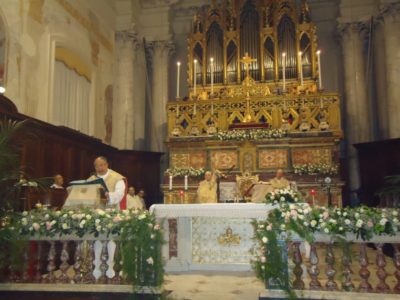 Acireale / Con una S.Messa solenne don Salvatore Scalia ha reso grazie al Signore per i 40 anni di ordinazione sacerdotale
