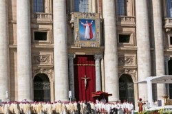 La cerimonia di beatificazione di Paolo VI, in San Pietro 