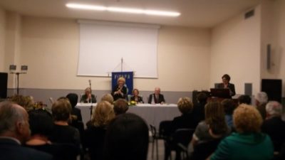 Acireale / La Fidapa inaugura l’anno sociale: Giovanni Vecchio parla dell’emancipazione della donna