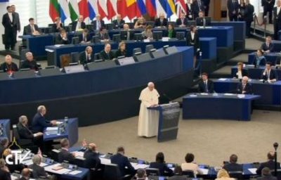 Strasburgo / All’Europarlamento Papa Francesco lancia un messaggio di speranza e di incoraggiamento a tutti i cittadini europei