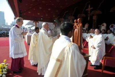 Il Papa nello Sri Lanka / Definito “grande missionario del Vangelo” il nuovo santo don Giuseppe Vaz