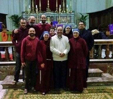 Piedimonte Etneo / Insediati i frati e le suore della comunità “Fiat! Totus tuus” all’ex convento dei Cappuccini