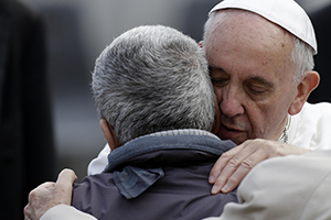 Spiritualità / Il Papa invita ad essere testimoni di misericordia accogliendo la grazia di Dio