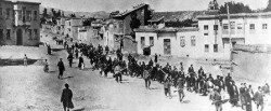 Civili armeni deportati nell'aprile del 1915