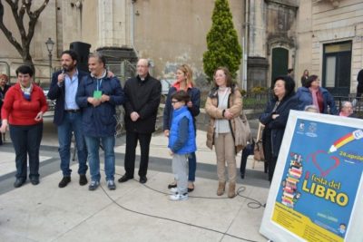 Prima festa del libro / Ad Acireale laboratori di scrittura e disegno per esprimere la vena creativa dei ragazzi