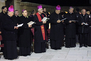 Via Crucis per le campagne / L’appello dei vescovi: il Salento non diventi un Getsemani senza ulivi