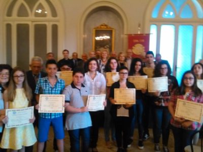 Acireale / Premiati giovani studenti al concorso letterario del Serra club