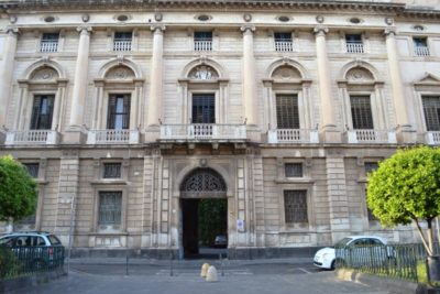 Dimore acesi 1 / Superbo Palazzo Pennisi di Floristella