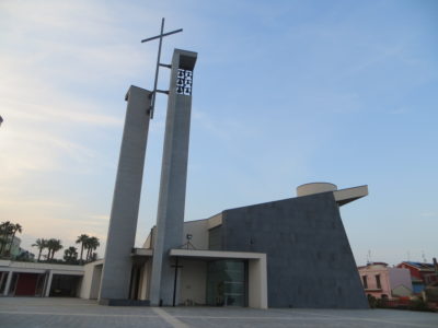 Diocesi / Esempio di tenacia e operosità: il nuovo complesso parrocchiale di San Cosmo realizzato con il 75% dei fondi dell’8xMille