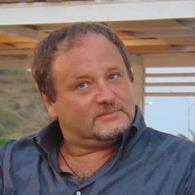 Incontri / Il 6 agosto a Castelmola il giornalista Francesco Pira e la sua “Comunicazione pubblica e d’impresa”