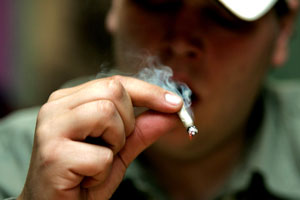 Droga ed effetti / Cannabis bella e buona? Ditelo ai genitori di Dado