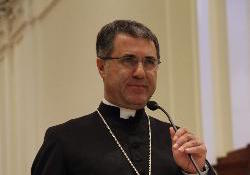 Palermo / Il primo messaggio del nuovo arcivescovo Lorefice alla diocesi: “Favorire la cultura dell’accoglienza e della legalità”. Don Pino Puglisi il suo modello
