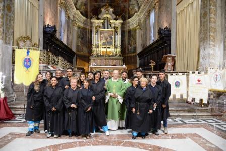 I nuovi confrati della Misericordia acese