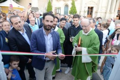 Acireale / Inaugurata dal sindaco Barbagallo la nuova autoambulanza della “Misericordia”