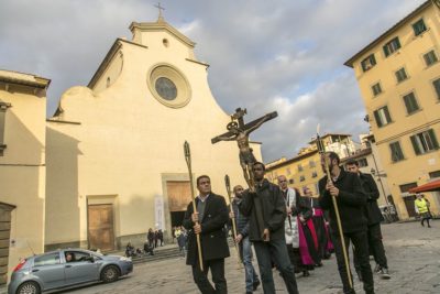 Convegno di Firenze 5 / Avviati i lavori degli stati generali della Chiesa. I cattolici pronti ad aprire nuove strade all’annuncio del Vangelo