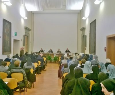 Formazione / Vita consacrata nella Chiesa oggi: Vangelo, profezia, speranza