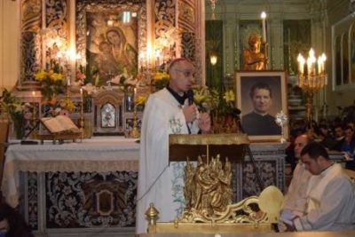 Diocesi / La Veglia di don Bosco nel Santuario di Valverde chiude il convegno di pastorale giovanile e oratori. Il vescovo di Acireale: “Importante incontrarsi con Dio”