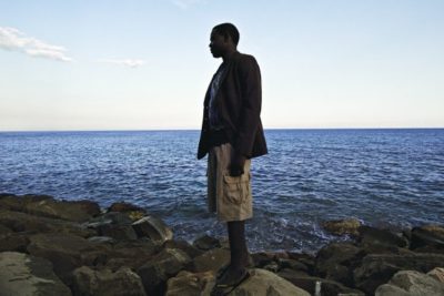 Interviste / Musa Tallow, rifugiato politico del Gambia ad Acireale: “Sogno di lavorare e andare a Londra”