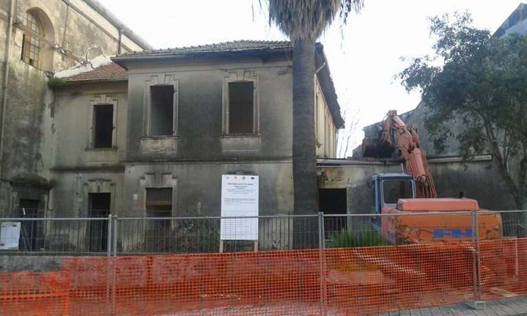 S. Venerina / Iniziati a Bongiardo i lavori di ricostruzione dei locali parrocchiali danneggiati dal sisma del 2002