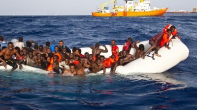 Terribile ricorrenza / Numero impreciso di dispersi nel Mediterraneo. Barcone affonda a largo dell’Egitto. Migrantes: “Tragedia annunciata”