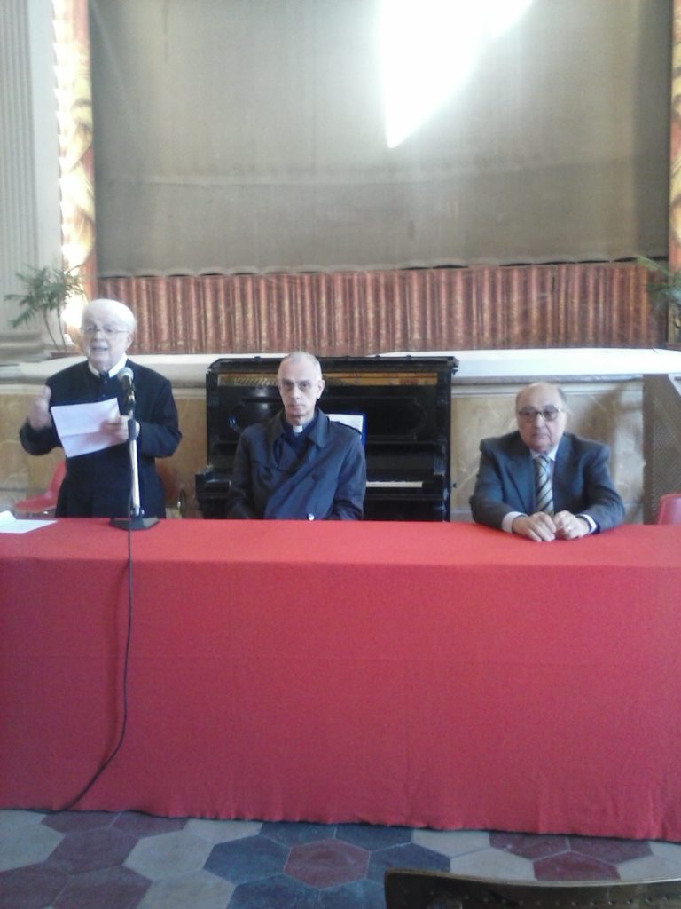 Acireale / Il vescovo Raspanti incontra gli allievi dell’Istituto S. Michele dei Padri Filippini. Il valore sociale e culturale delle scuole cattoliche