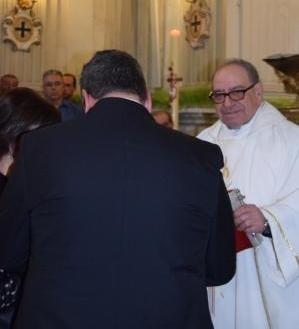 Valverde / Ieri la Messa di ringraziamento per padre Salvatore: “Il mio non vuole essere un addio ma un arrivederci, grazie dell’affetto che mi avete dato”