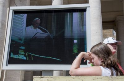 La domenica del Papa / No agli abusi sui minori! “Dobbiamo difendere i minori e dobbiamo punire severamente gli abusatori”