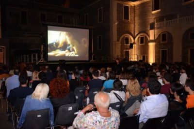 Cinema / “Corti in cortile” a Catania dal 16 al 18 settembre.Per dare visibilità ai giovani registi emergenti