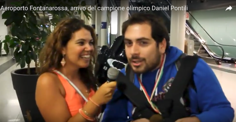 Acireale olimpica / Grandi festeggiamenti per il rientro di Daniel Pontili, campione di “standing fall”: “Dedico la mia vittoria a tutti i fans”