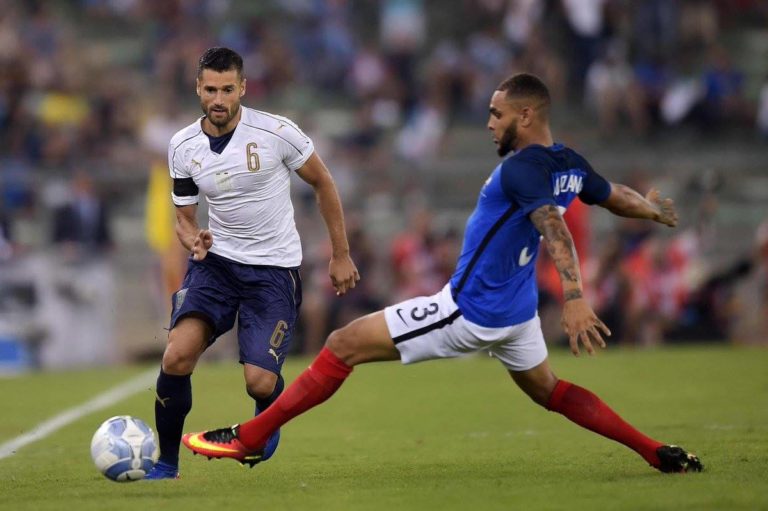 Calcio / Ahi Italia: Ventura ko all’esordio, la Francia ne fa 3