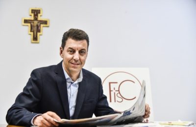 Giornali cattolici / Don Adriano Bianchi eletto nuovo presidente della Fisc: “Dobbiamo confrontarci con la trasformazione dei nostri media”