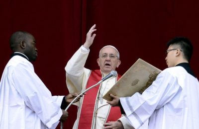 25 dicembre / Auguriamo ai nostri lettori un Natale di pace, con le parole di Papa Francesco