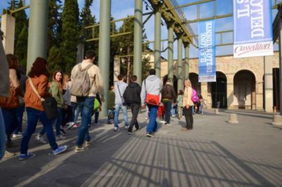 Scuola / Da domani fino al 15 dicembre alle Ciminiere di Catania il 4° Salone dello studente. Per fare le scelte giuste dopo il diploma