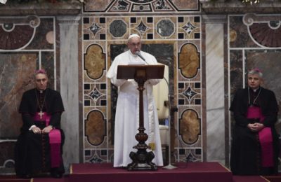 Vaticano / Papa Francesco al corpo diplomatico: Con la “cultura della misericordia” si possono “costruire società aperte e accoglienti”