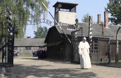 Giornata della Memoria / Papa Francesco: “Ricordare le vittime della Shoah e impedire che si ripeta una tragedia umana simile”