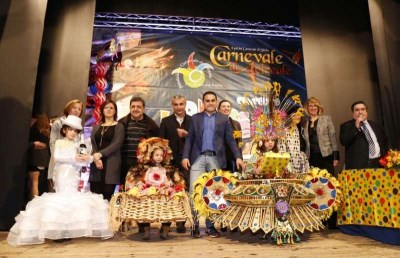 Carnevale di Acireale – 9 / Maschere e testoni: la satira dissacrante della festa più divertente dell’anno