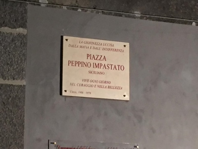 Acireale / Adesso c’è piazza Peppino Impastato, una precisa scelta di legalità da parte del Comune