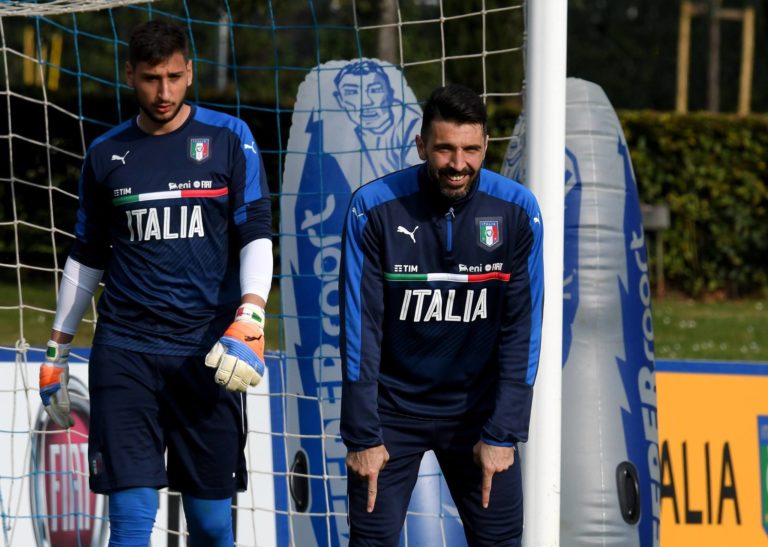 Calcio / Italia-Albania: il Totem e la Meglio Gioventù sfidano le Aquile