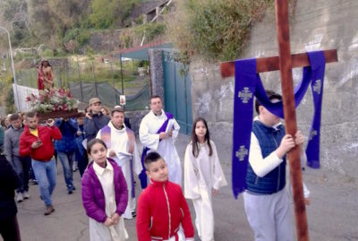 Santa Maria La Scala / La “Via Crucis” tra le case della parrocchia, dove la vita si relaziona con gli altri e con Dio