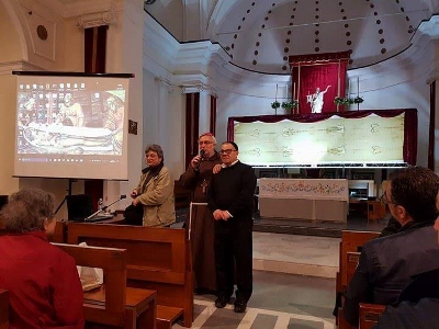 Scienza e fede / Emanuela Marinelli sulla Sindone alla Matrice di Ramacca: certezze e mistero di quel lenzuolo di lino che affascina