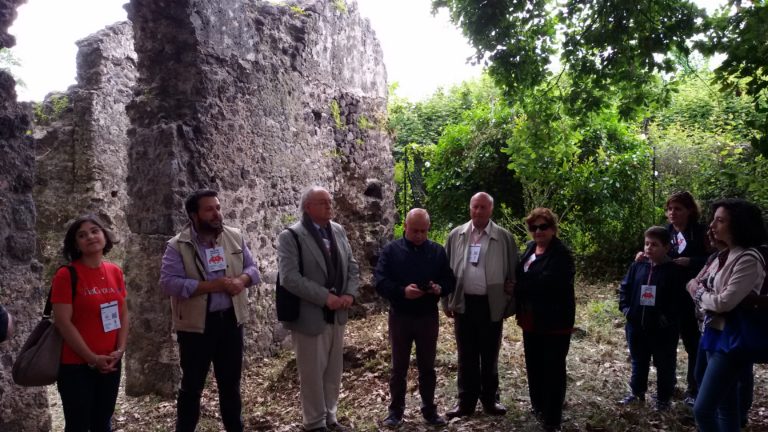 Santa Venerina / Invasione digitale nella cella trichora di Santo Stefano, immersione nella storia e nella natura. La “prima” del team “TrichoraLab” guidato da Rosalia Spinella